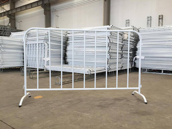 鐵馬護(hù)欄圖片2